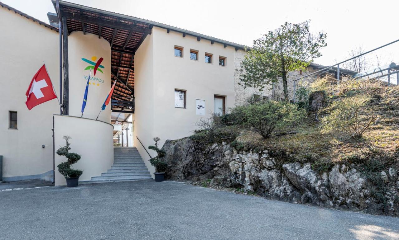 I Grappoli Hotell Sessa Exteriör bild